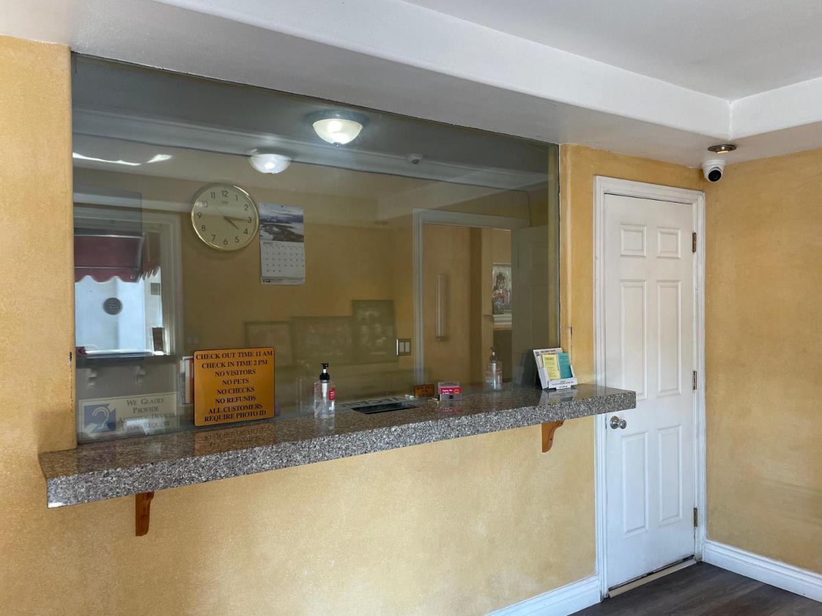Legacy Inn & Suites Анахайм Екстериор снимка